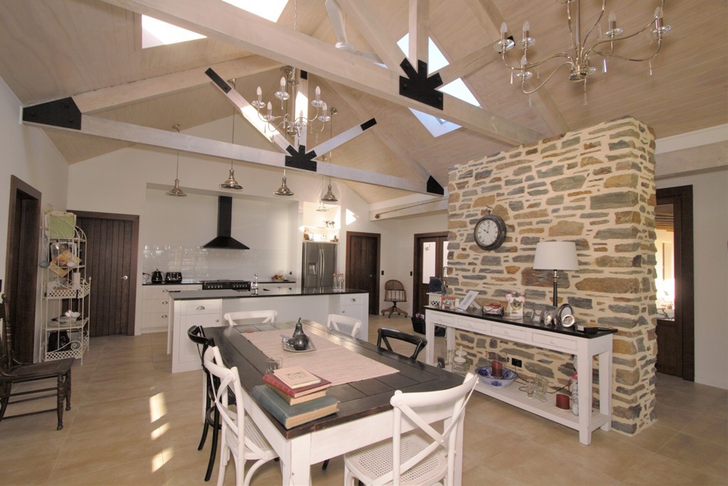 stunning home in Butchers Drive Cromwell